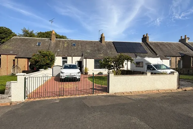 St Marys Terrace, East Wemyss, KY1, photo 1