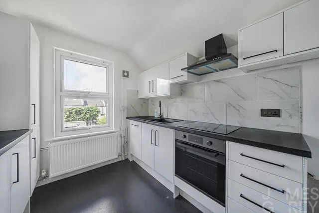 Elm Road, Greenhithe, DA9, photo 2