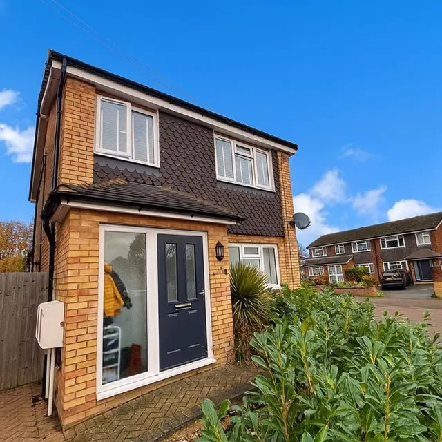 Ringway Road Park Street, St. Albans AL2 2RD, photo 1