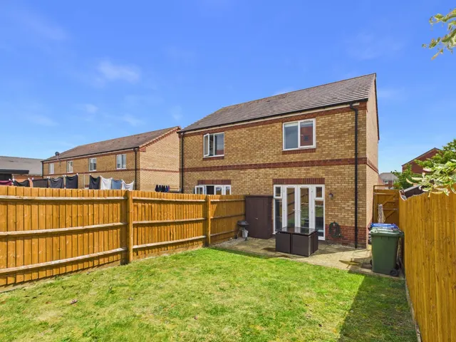 Wellesley Avenue, Southam, CV47, photo 1