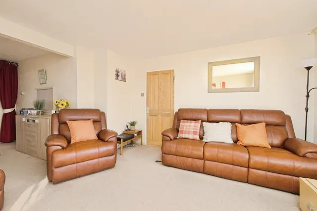 Heaton Road, Billingham, TS23, photo 3