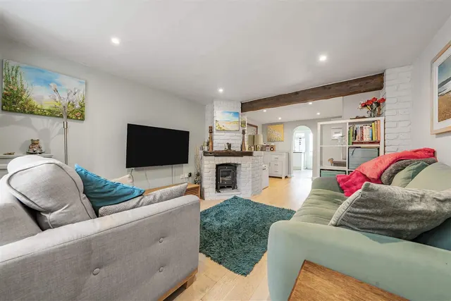 Photo 2 — Fifield Road, Fifield, Maidenhead, SL6 2DY