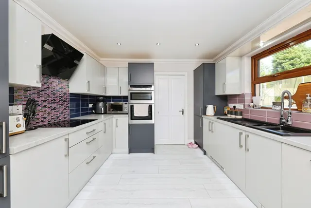 Trem Y Cwm, Llangynin, SA33, photo 2