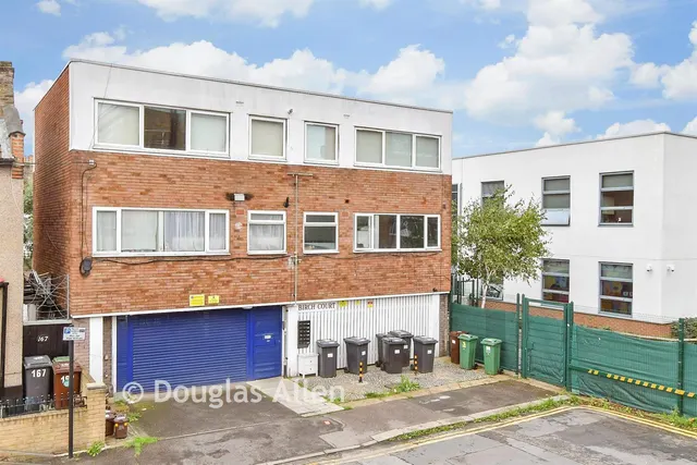 Skeltons Lane, Leyton, E10, photo 1