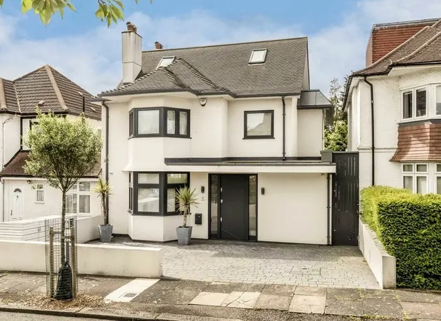 Elliot Road, Hendon, NW4, photo 1