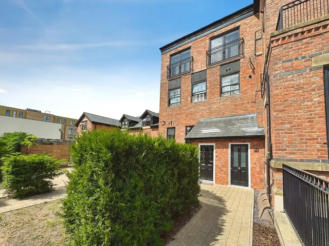 Barlow Moor Road, Didsbury, M20, photo 1