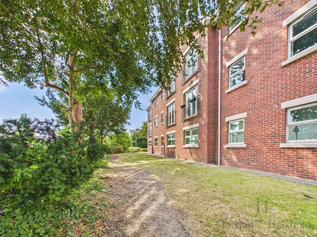 Photo 3 — Planewood Gardens, Lowton, Warrington, WA3 2BS