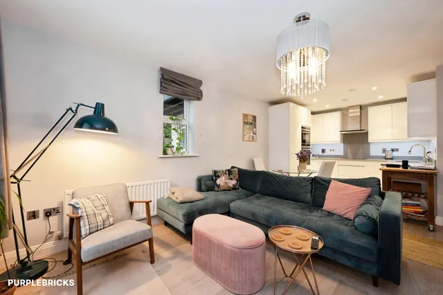 Wadham Mews, Mortlake, SW14, photo 3