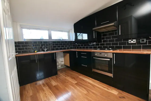 Braeface Road, Cumbernauld, G67 1HG, photo 1