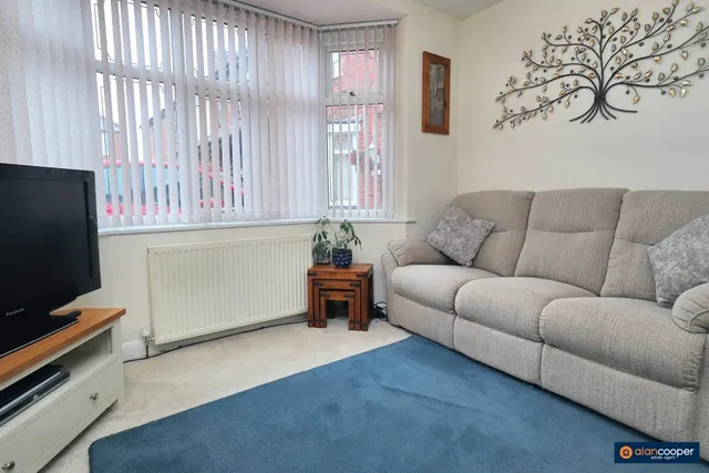 Olton Place, Nuneaton, CV11, photo 3