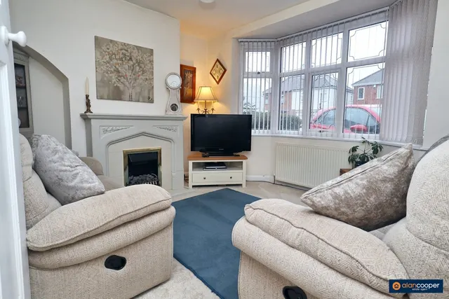 Olton Place, Nuneaton, CV11, photo 2