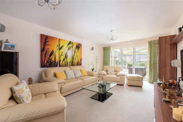 Preston Capes Road, Newnham, NN11, photo 2