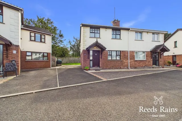 School Court, Belfast, County Antrim, BT4, photo 1