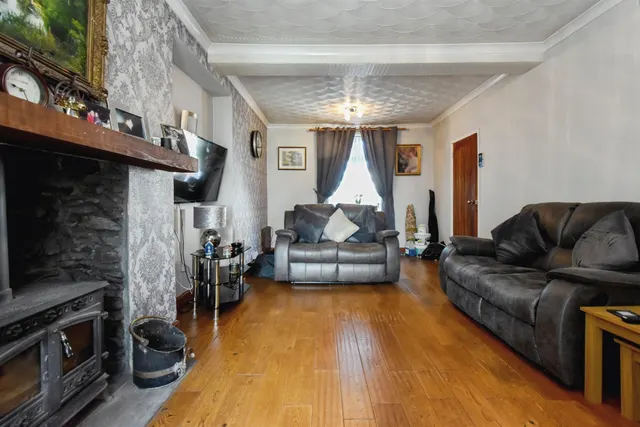 Williams Terrace, Treharris, CF46, photo 3