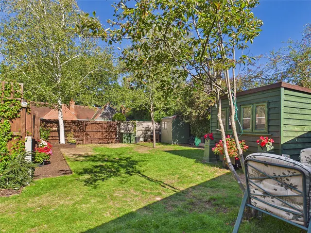 Whitehouse Close, Langham, CO4, photo 2