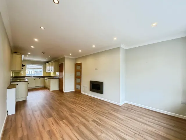 Parkhill Crescent, Barnby Dun, DN3, photo 2
