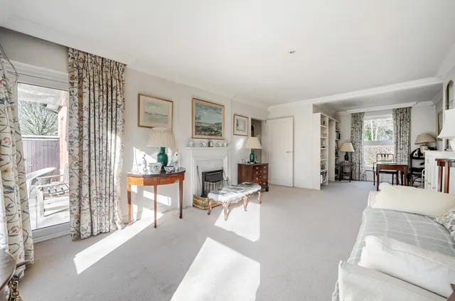Bedfield Lane, Headbourne Worthy, SO23, photo 2