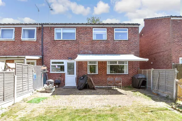 Bourne Close, Basildon, SS15, photo 3