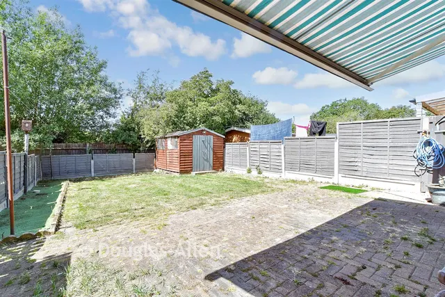 Bourne Close, Basildon, SS15, photo 2