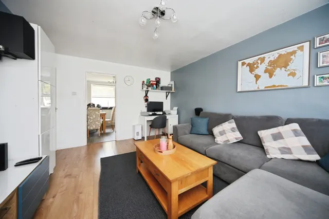 Brendon Avenue, Luton, LU2, photo 2