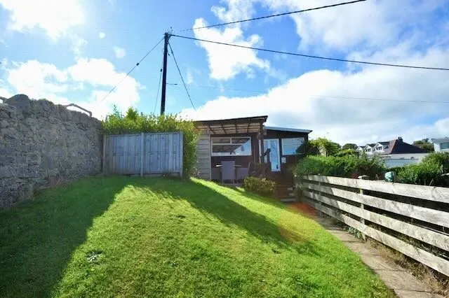 Beach Road, Benllech, LL74, photo 1