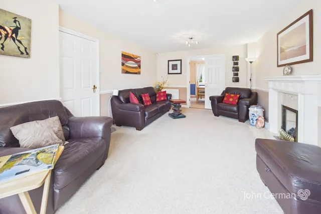 Tunnicliffe Way, Uttoxeter, photo 3