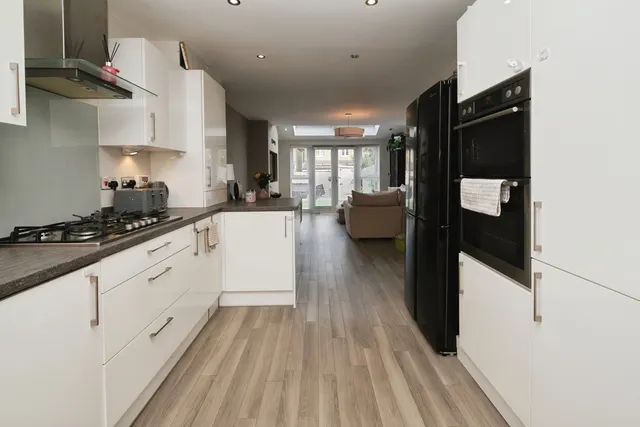 Stephenson Grove, Rainhill, L35, photo 2