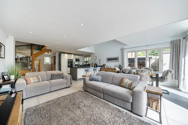 Photo 2 — Albion Yard Hook Road, North Warnborough, Hook, RG29 1EU
