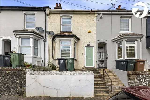 Knockhall Road, Greenhithe, DA9, photo 1