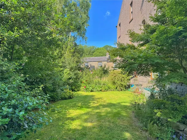 Burnley Road, Rawtenstall, BB4, photo 3