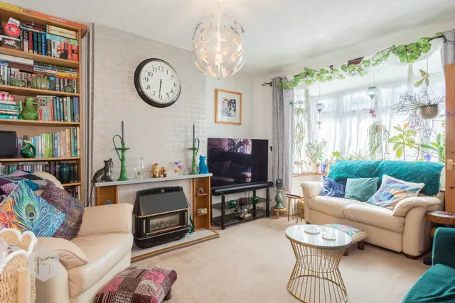 Photo 2 — Barry Crescent, Worsley, Manchester, M28 0JA