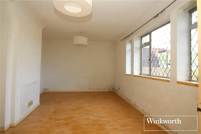 Winstre Road, Borehamwood, WD6, photo 2