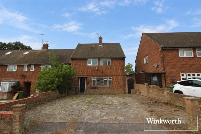 Winstre Road, Borehamwood, WD6, photo 1