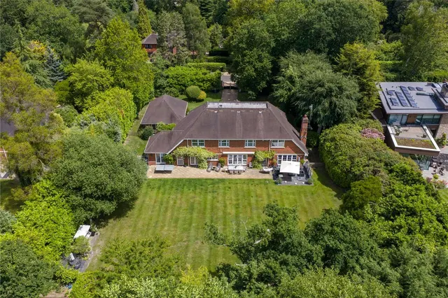 Photo 2 — Birds Hill Road, Oxshott, Leatherhead, Surrey, KT22 0NJ