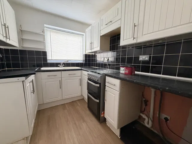 Elmden Court, Clacton-on-Sea, CO15, photo 2