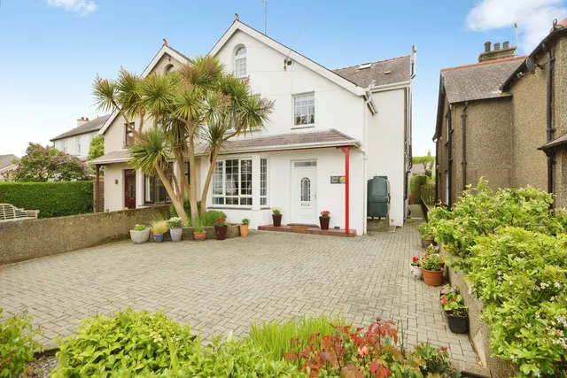 Lon Penrhos, Morfa Nefyn, LL53, photo 1