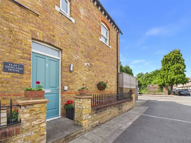 Oak Lane, Twickenham, TW1, photo 1