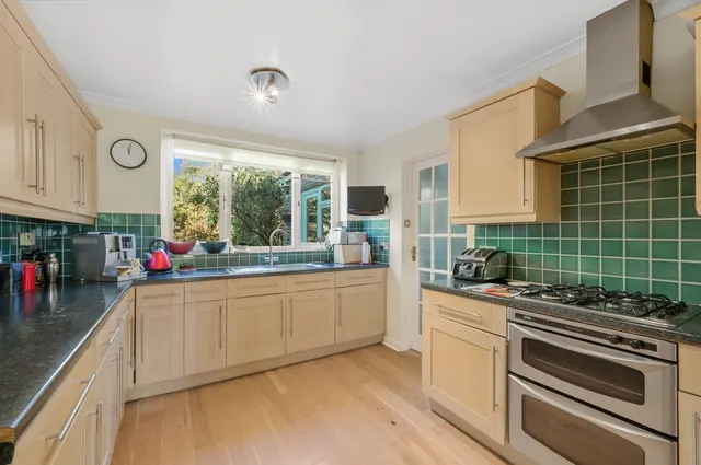 Thetford Road, london, KT3, photo 2