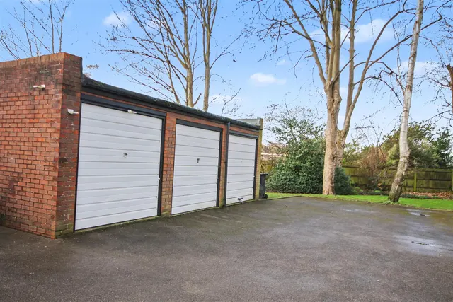 Pelham Way, Bookham, KT23, photo 2