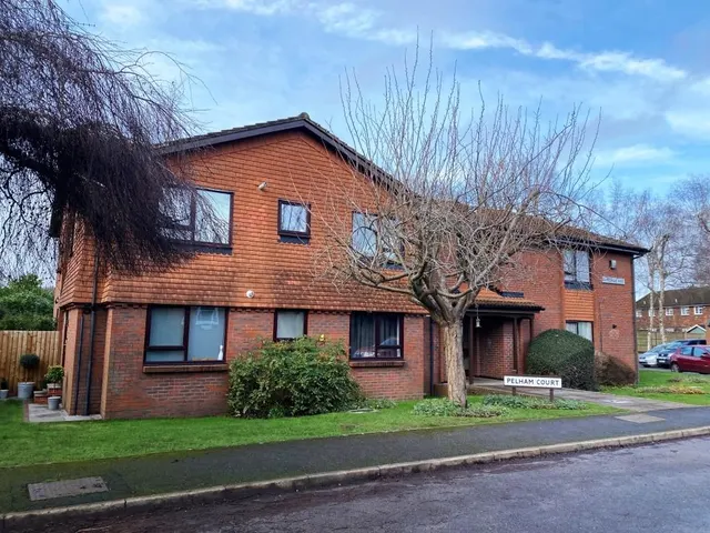 Pelham Way, Bookham, KT23, photo 1