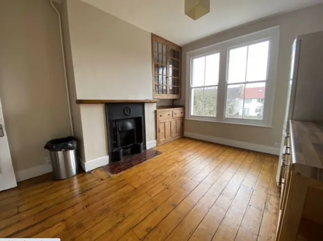 London, SW16 5DG, photo 1