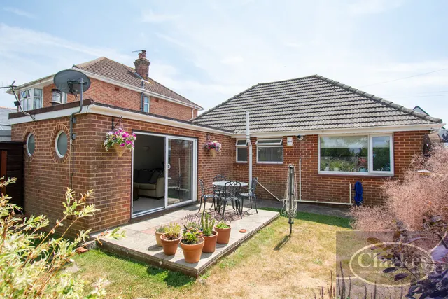 Headswell Crescent, Bournemouth, photo 3