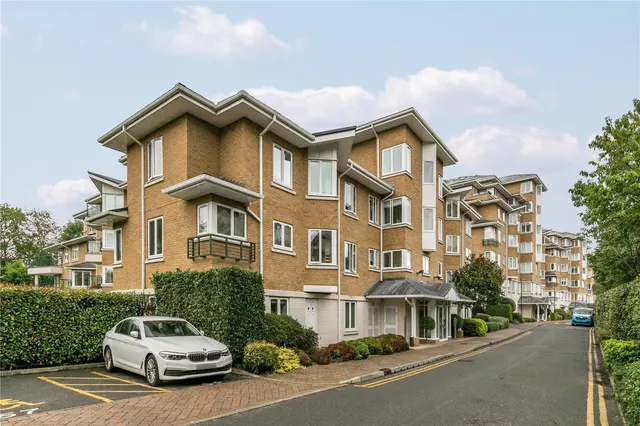 Strand Drive, Richmond, TW9, photo 2