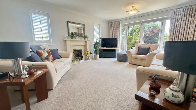 Photo 3 — Mill Close, Corby Glen, NG33
