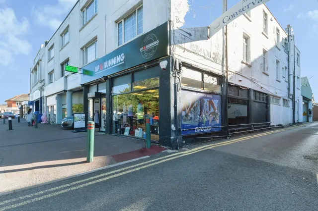 Wimborne Road, Bournemouth, BH9, photo 1