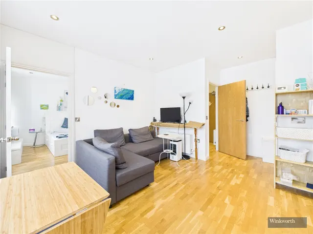 Photo 2 — Peterborough Road, Harrow, HA1
