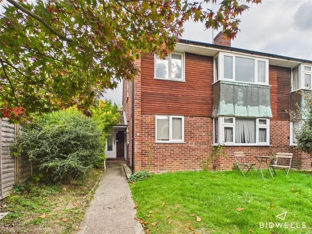 Woodlands Close, Headington, OX3, photo 1