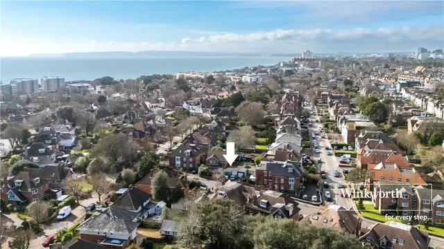 Crabton Close Road, Bournemouth, Dorset, BH5, photo 1