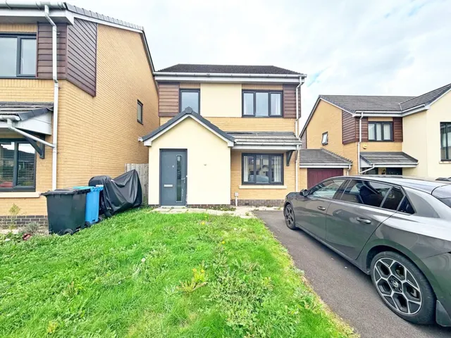 Fraser Close, Runcorn, WA7, photo 1