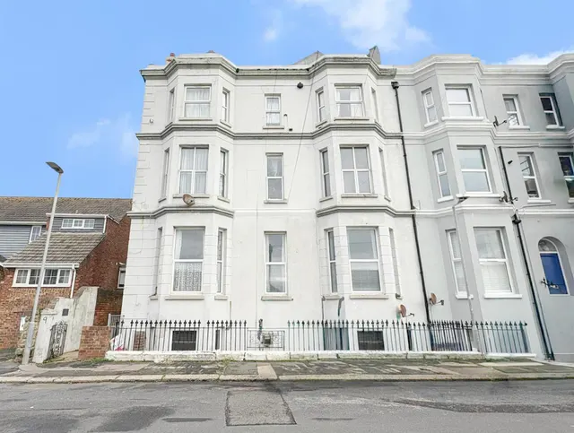 Blomfield Road, St. Leonards-On-Sea, TN37 6HH, photo 1